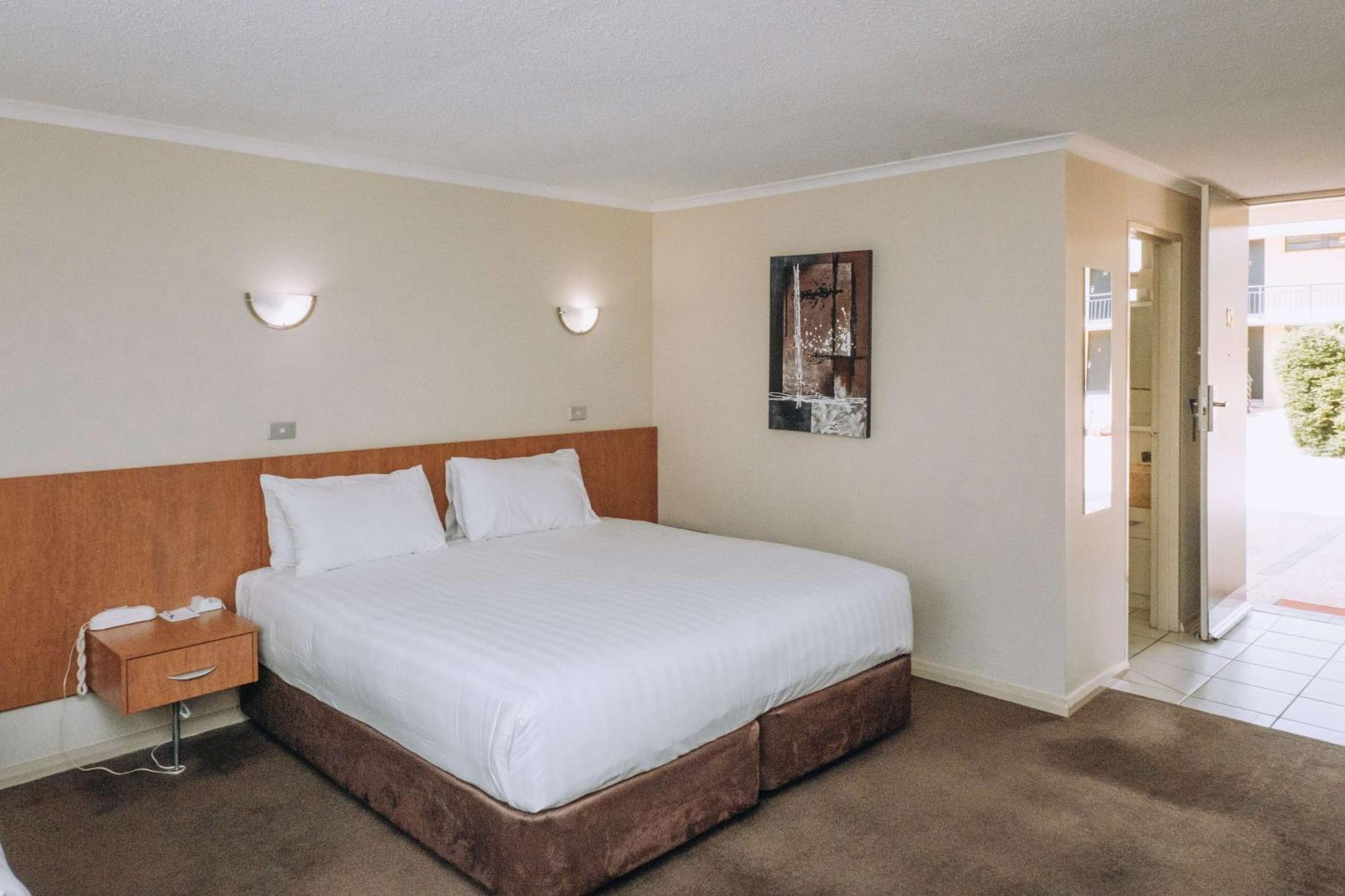 Best Western Chaffey Motor Inn มิลดูรา ภายนอก รูปภาพ